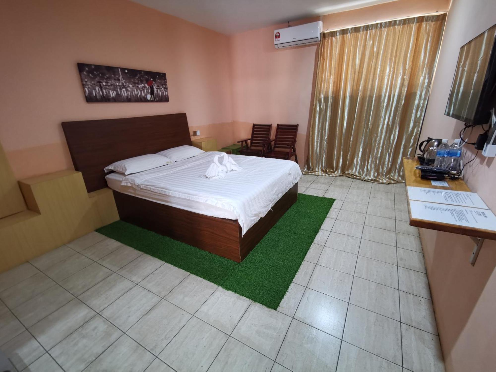 Indah Inn タワウ 部屋 写真