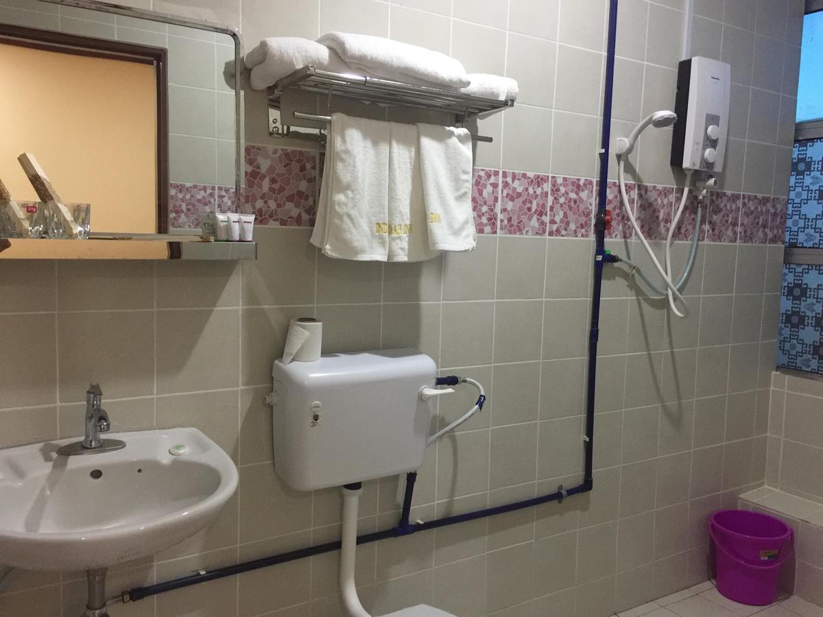 Indah Inn タワウ エクステリア 写真